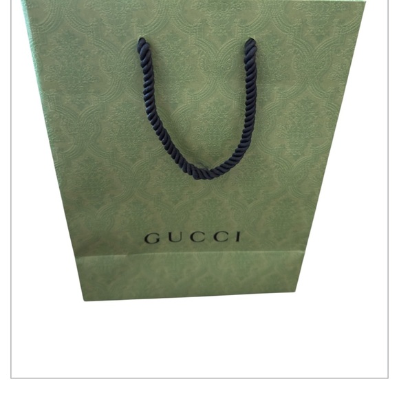 Gucci Luxury Gift Set – Green Embossed Paper Shopping Bag, Shoe Box,Cards - Picture 3 of 8